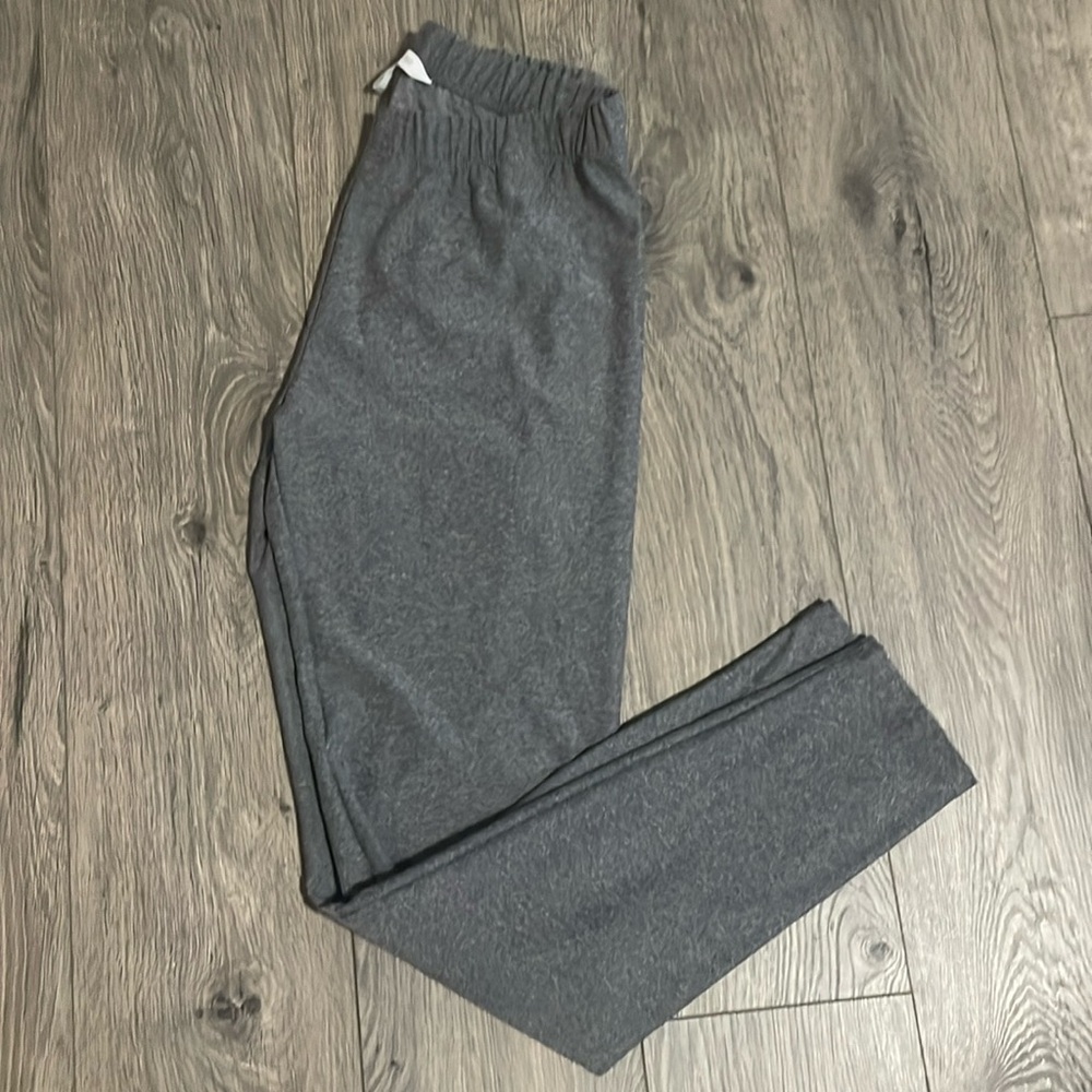 Basic grey leggings
